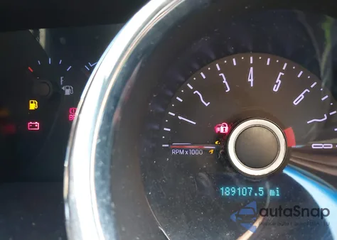 2014 Ford Mustang V6 z USA, uszkodzony, nr VIN 1ZVBP8AM2E5330069